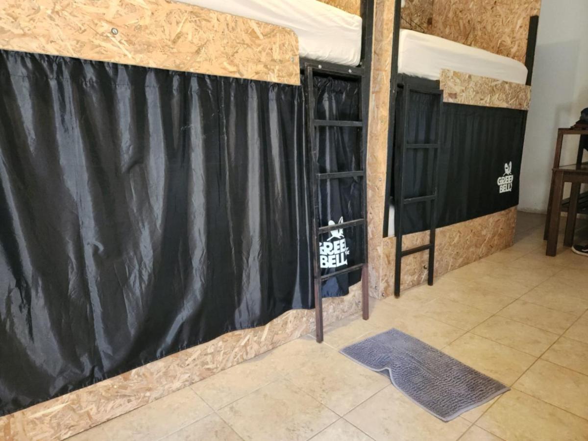 Green Belly Surf Hostel El Paredón Buena Vista Εξωτερικό φωτογραφία